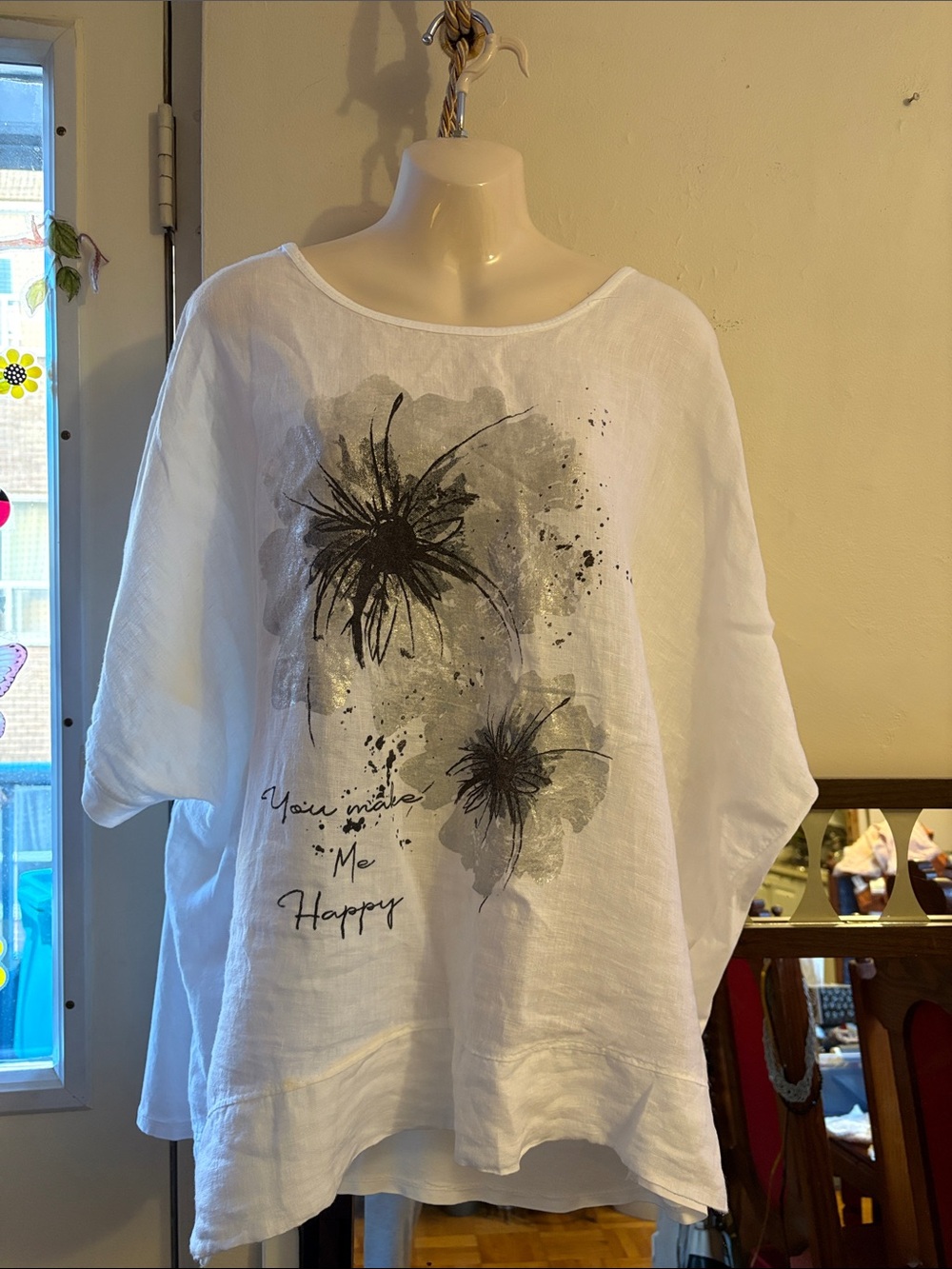White Floral Graphic Linen-Blend Tunic. Made.  Italy